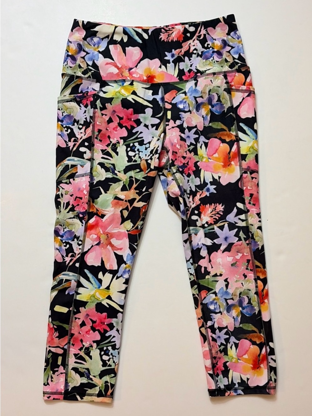 RBX Women's Medium Floral Active Capri Leggings